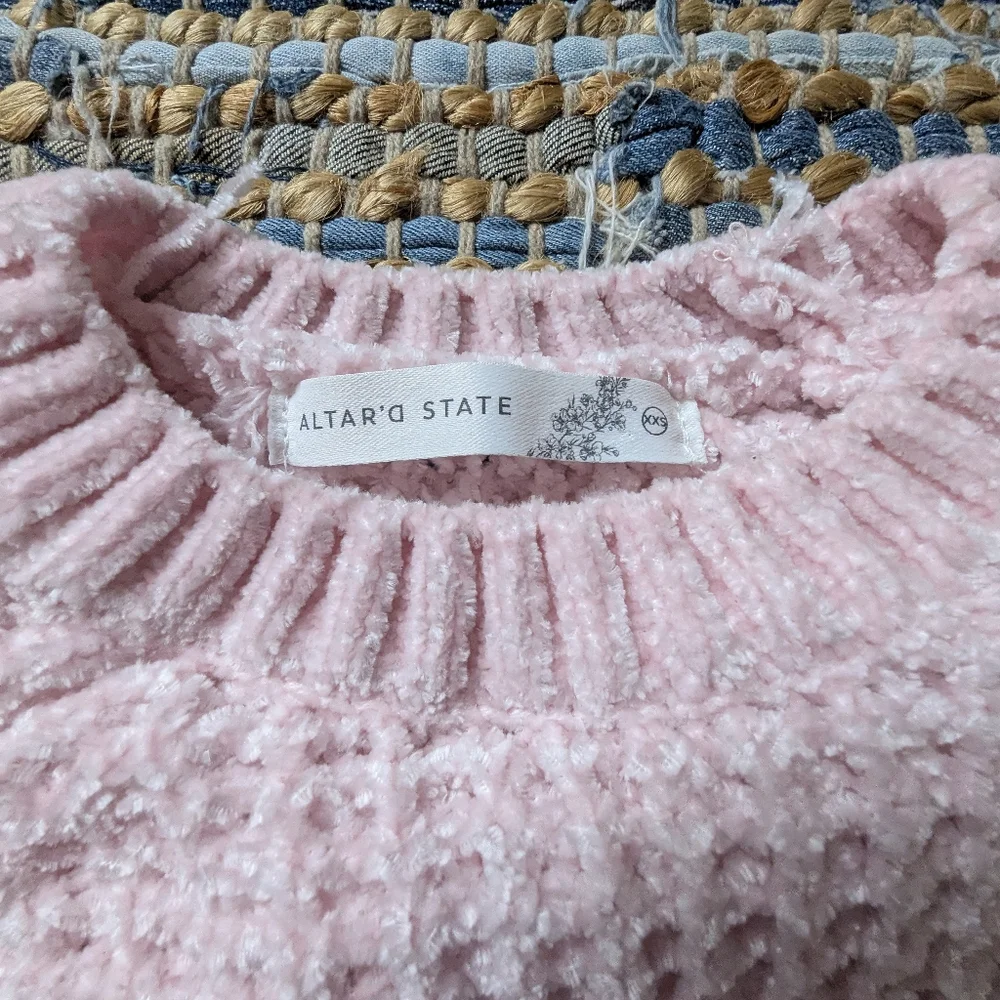 Altar’d State Blush Pink Chenille Textured Slightly Cropped Sweater XXS L/S Ribb